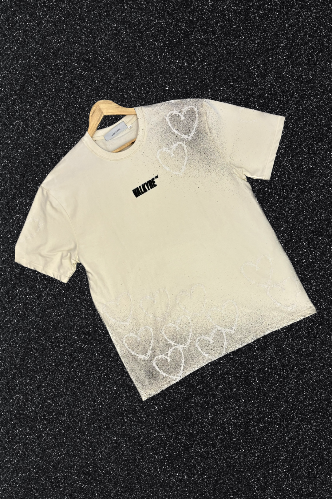 'ALL YOU NEED IS LOVE' WHITE PUFF SPLATTER TEE