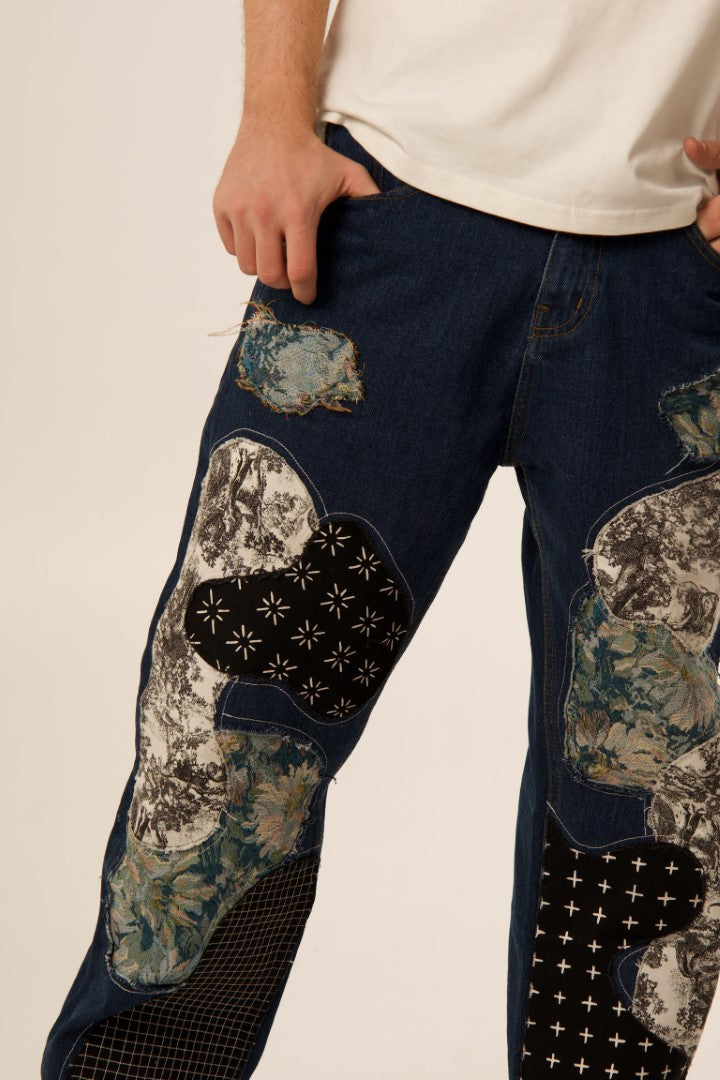 URBAN TAPESTRY VALKYRE JEANS