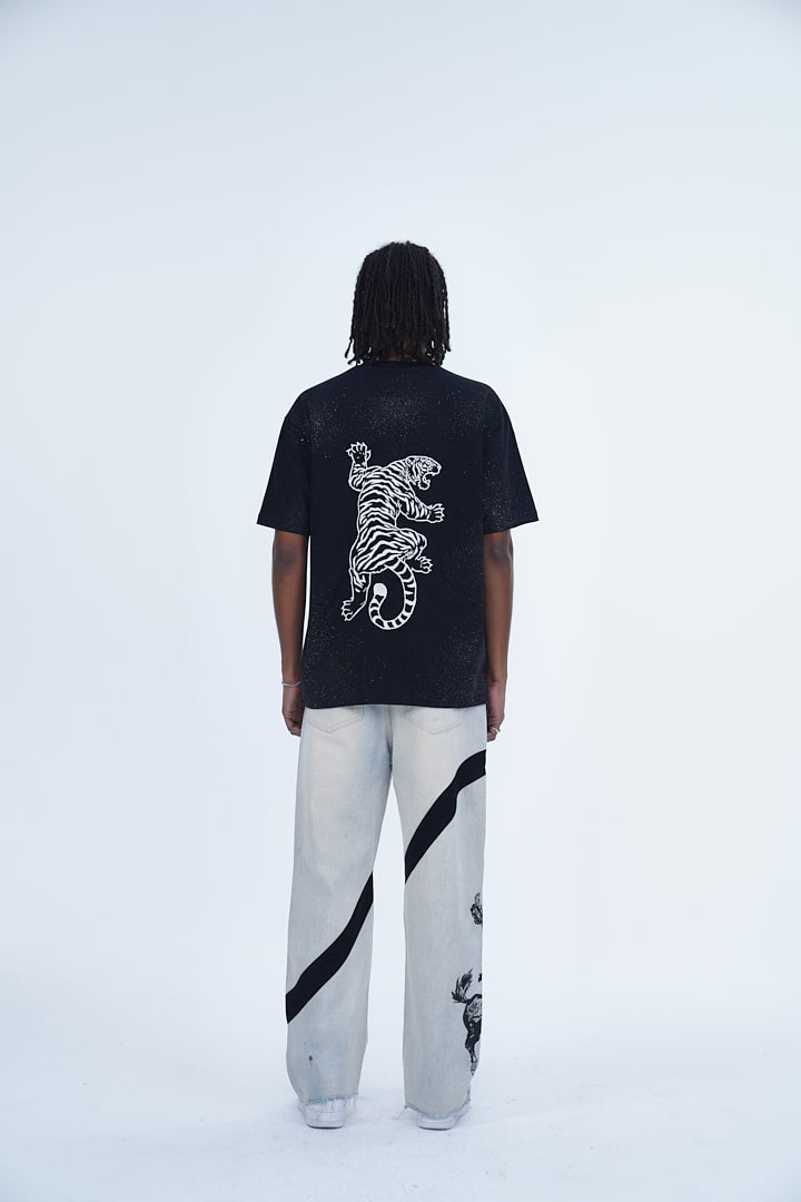 'TIGER EMBROIDERED BLACK TEE’ VALKYRE 3.0