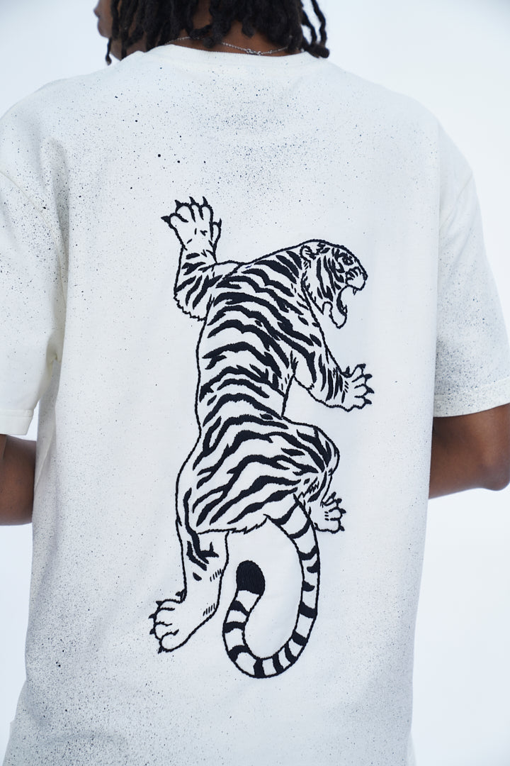 'TIGER EMBROIDERED WHITE TEE’ VALKYRE 3.0